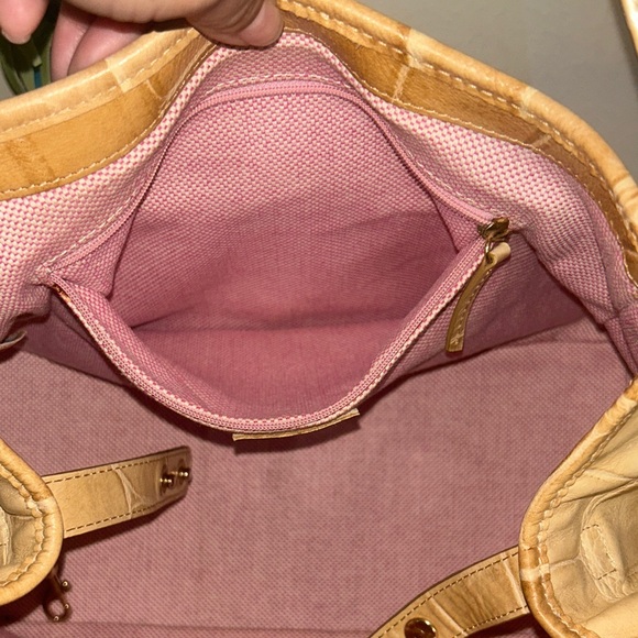 Dooney & Bourke Belvedere Croc Emboss Logo HoboHobo - Picture 8 of 16